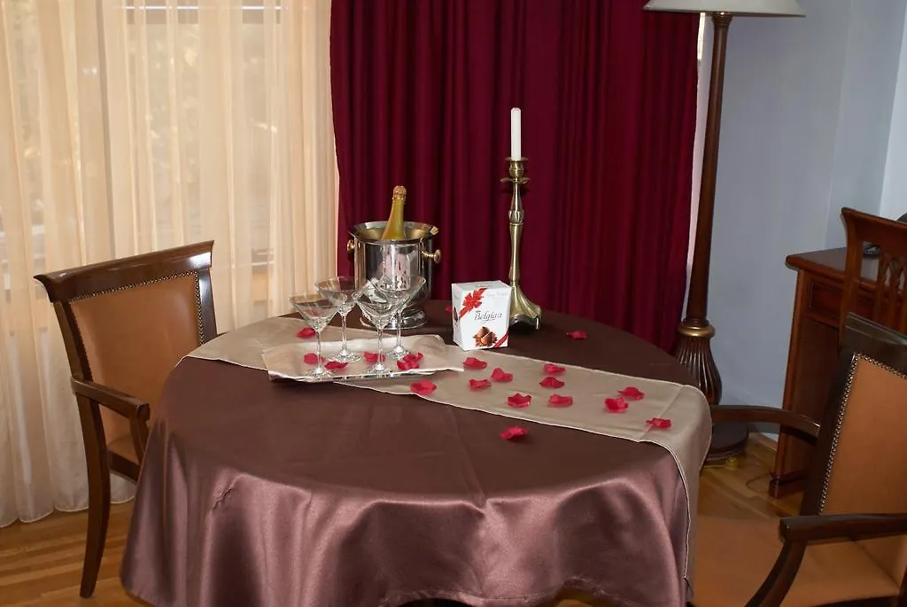Hotel Green Forum Bucarest 3*,
