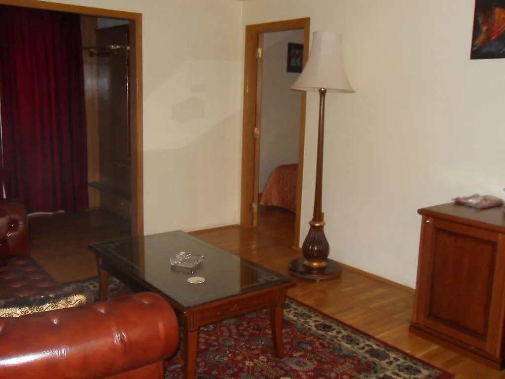 Hotel Green Forum Bucarest 3*,