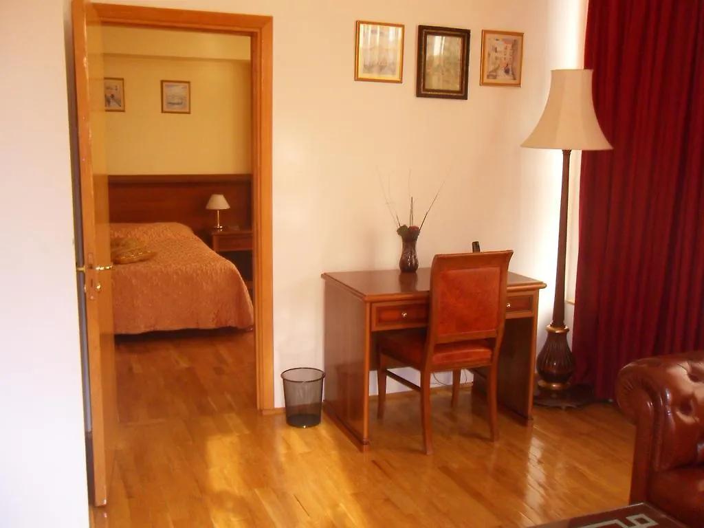 Hotel Green Forum Бухарест